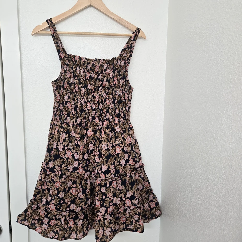 THML Navy Mini Dress with Pink Floral Pattern and Square Neckline Size M - Picture 5 of 14